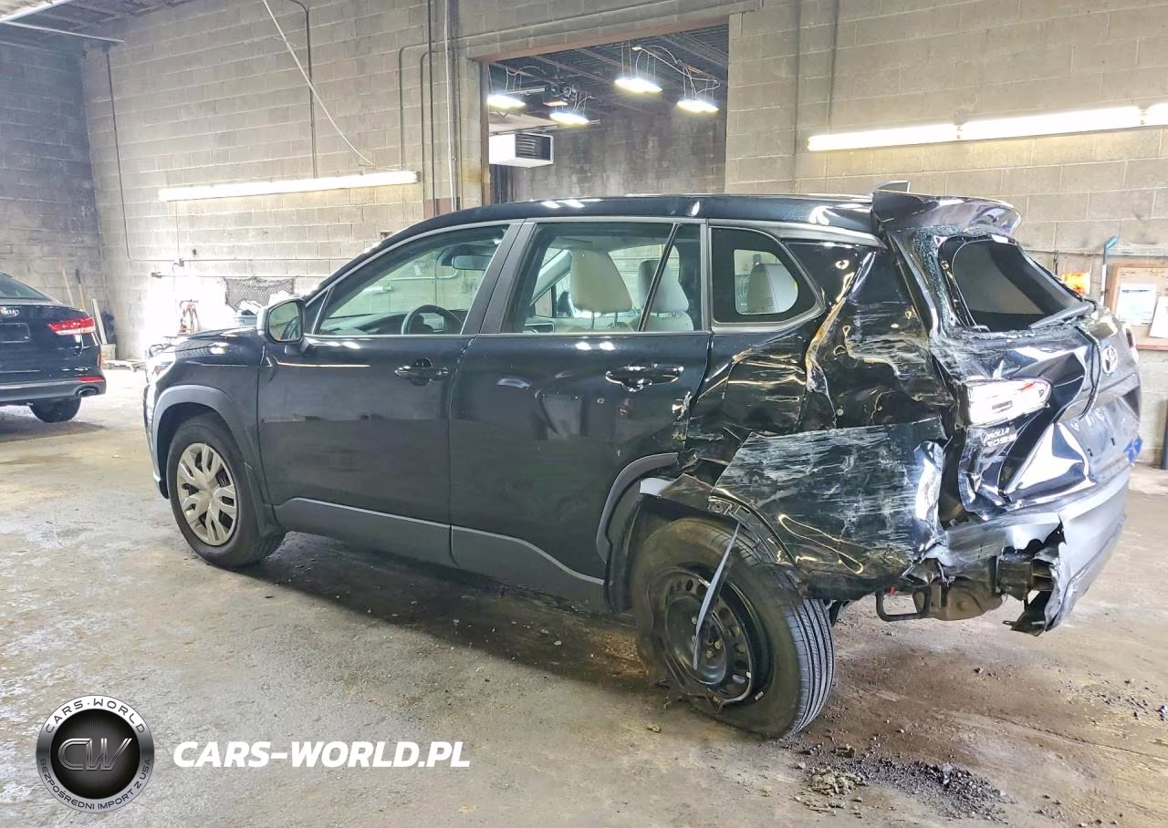 2025 Toyota Corolla Cross L VIN:7MUAAABG5SV125602 - 2