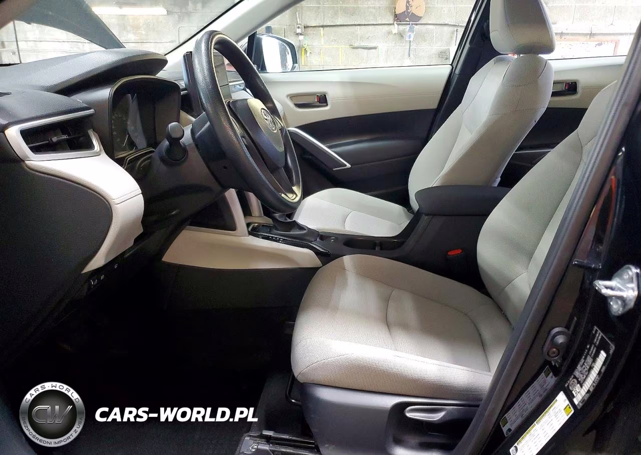 2025 Toyota Corolla Cross L VIN:7MUAAABG5SV125602 - 7