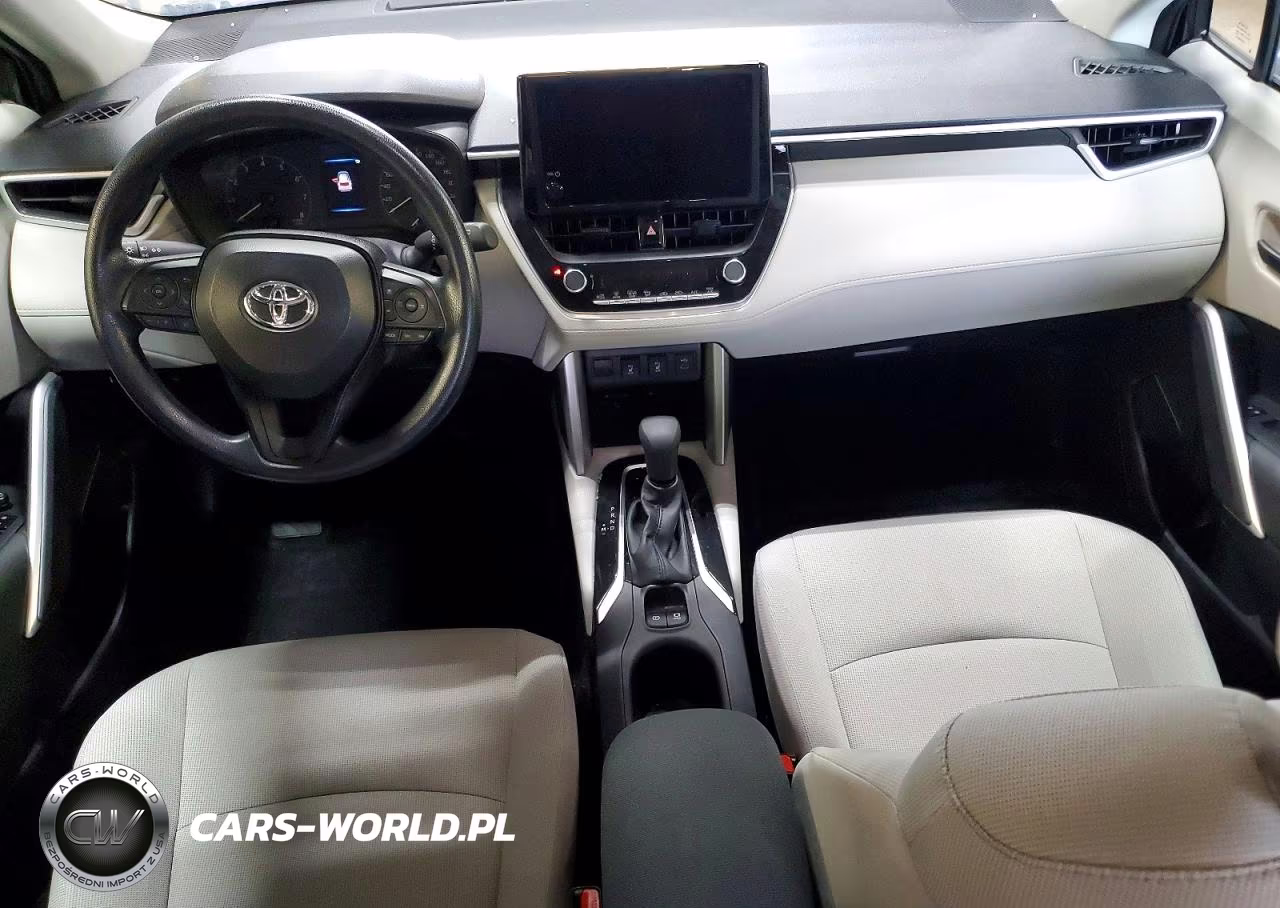 2025 Toyota Corolla Cross L VIN:7MUAAABG5SV125602 - 8