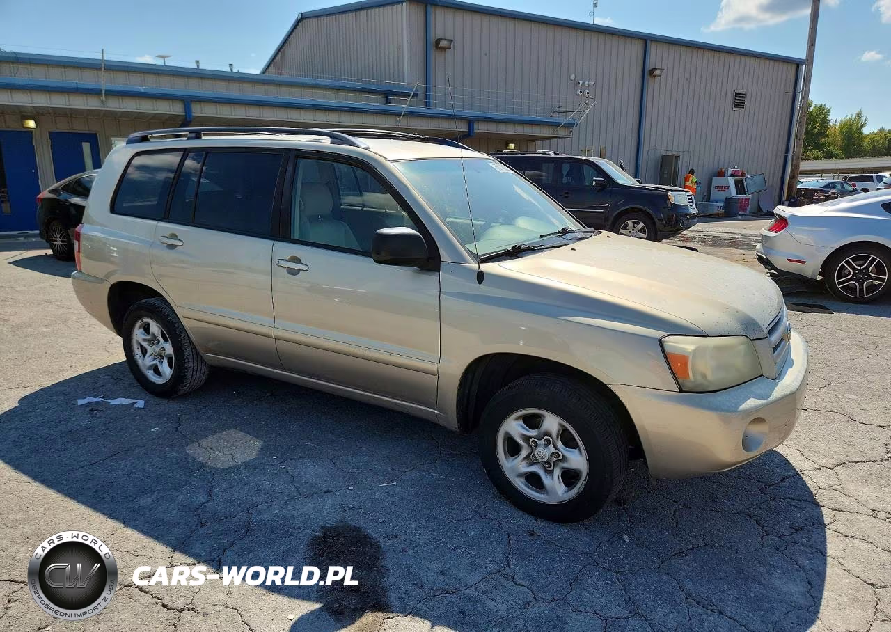2005 Toyota Highlander Base VIN:JTEGD21A150125887 - 4