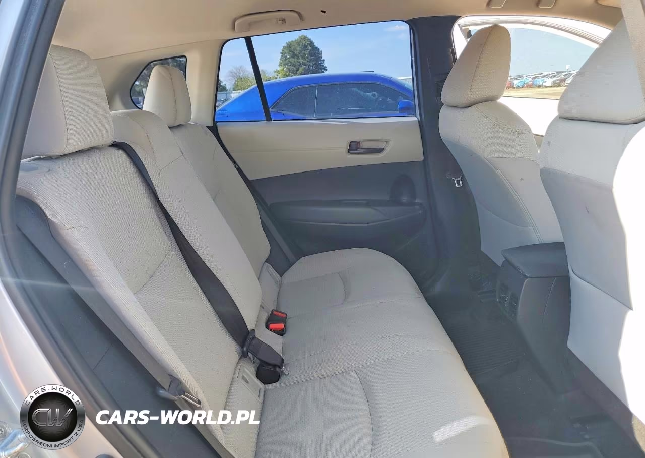 2022 Toyota Corolla Cross L VIN:7MUAAAAG3NV002287 - 10