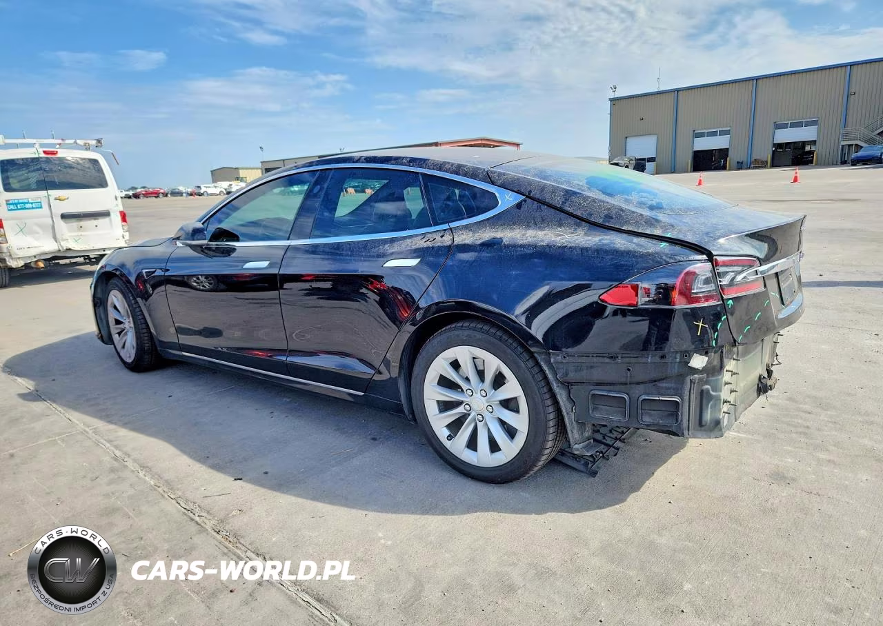 2017 Tesla Model S VIN:5YJSA1E25HF186122 - 2