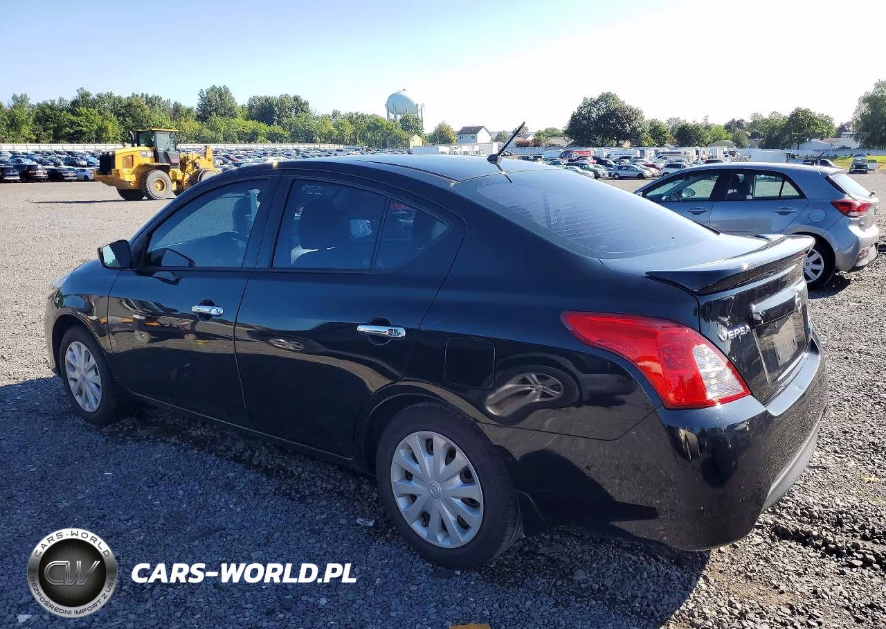 2015 Niss Versa VIN:3N1CN7APXFL830017 - 2
