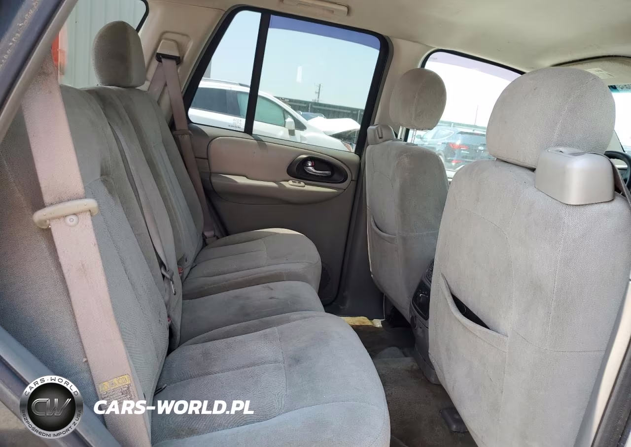 2005 Chevrolet Trailblazer Ls VIN:1GNDT13S352307869 - 11