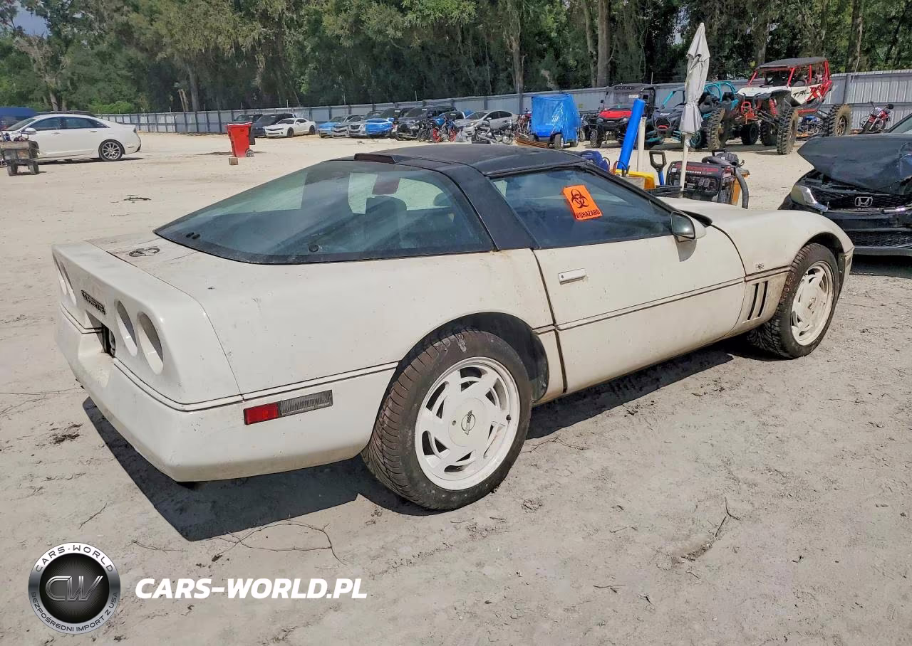 1988 Chevrolet Corvette VIN:1G1YY2188J5114272 - 3