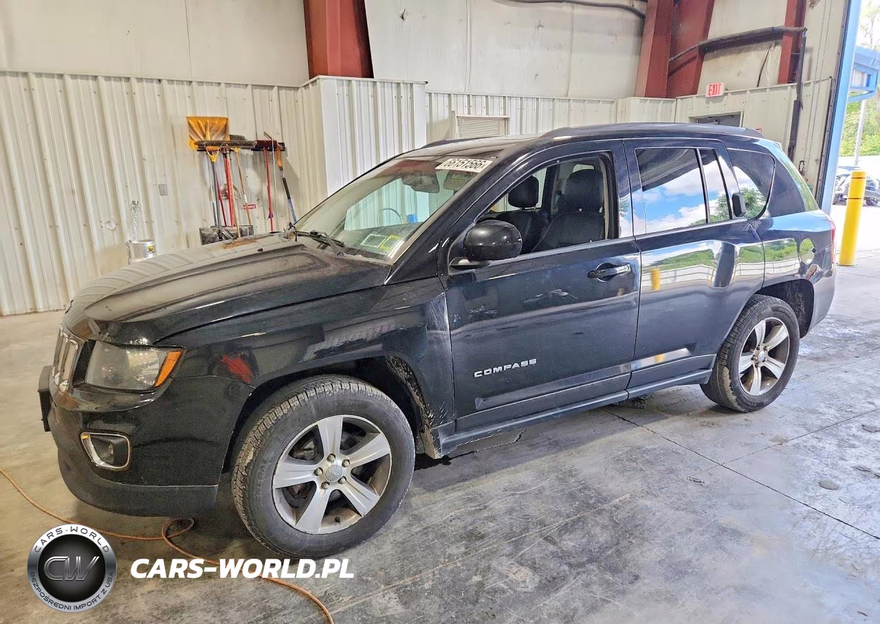 2016 Jeep Compass Latitude – zdjęcie 1 z 13