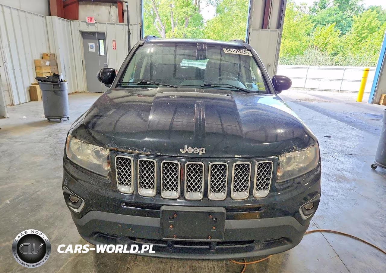 2016 Jeep Compass Latitude VIN:1C4NJDEB2GD696349 - 5