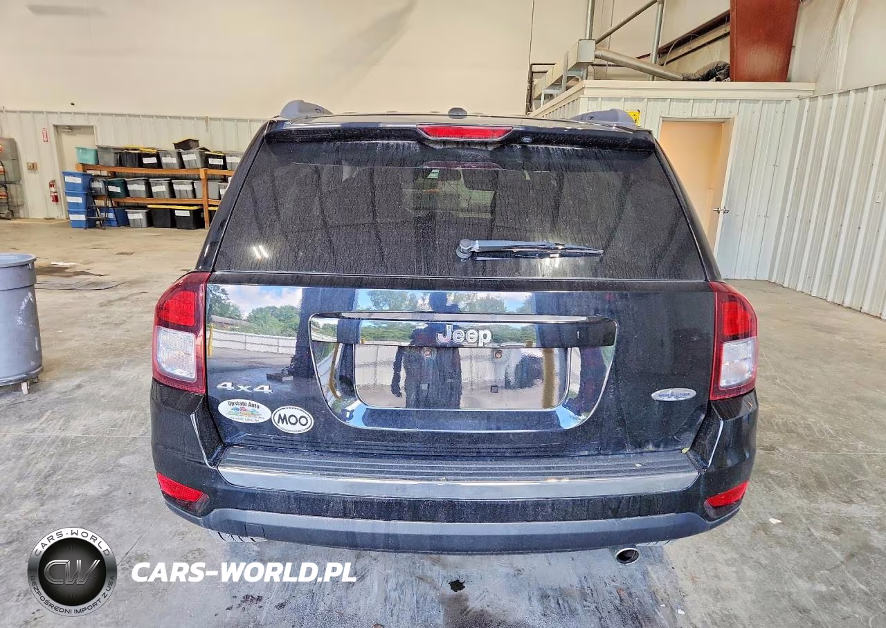2016 Jeep Compass Latitude VIN:1C4NJDEB2GD696349 - 6