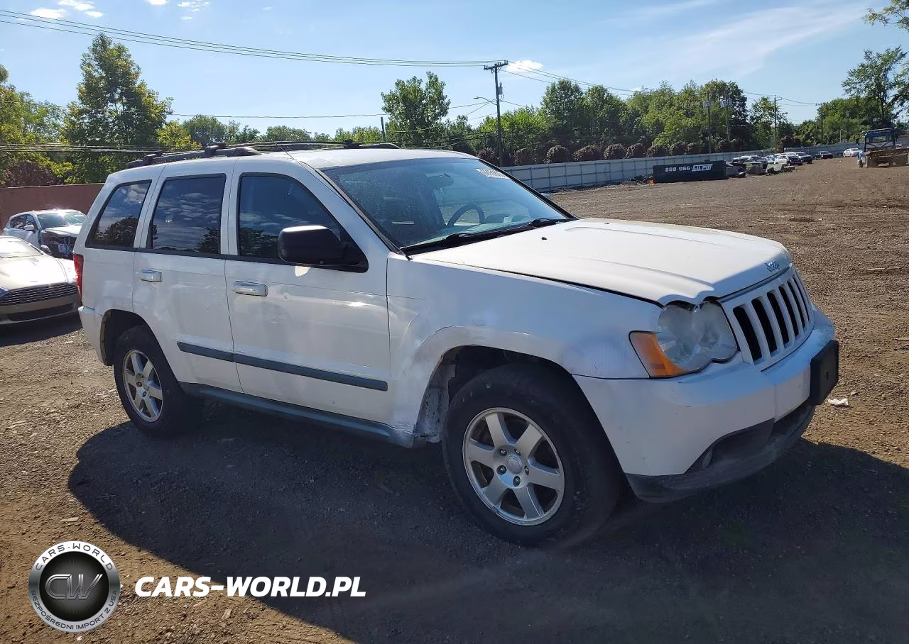 2008 Jeep Grand Cherokee Laredo VIN:1J8GR48K28C158893 - 4