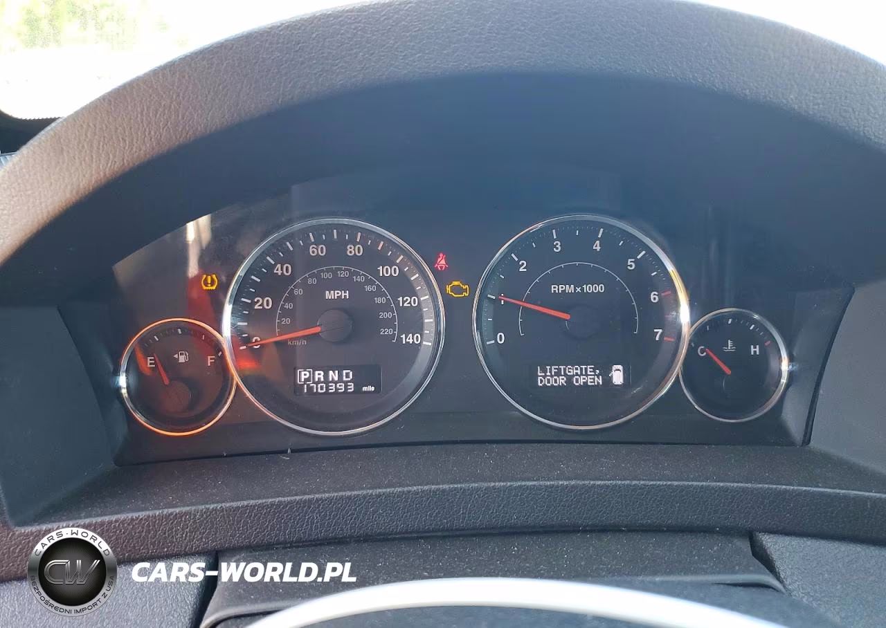 2008 Jeep Grand Cherokee Laredo VIN:1J8GR48K28C158893 - 9