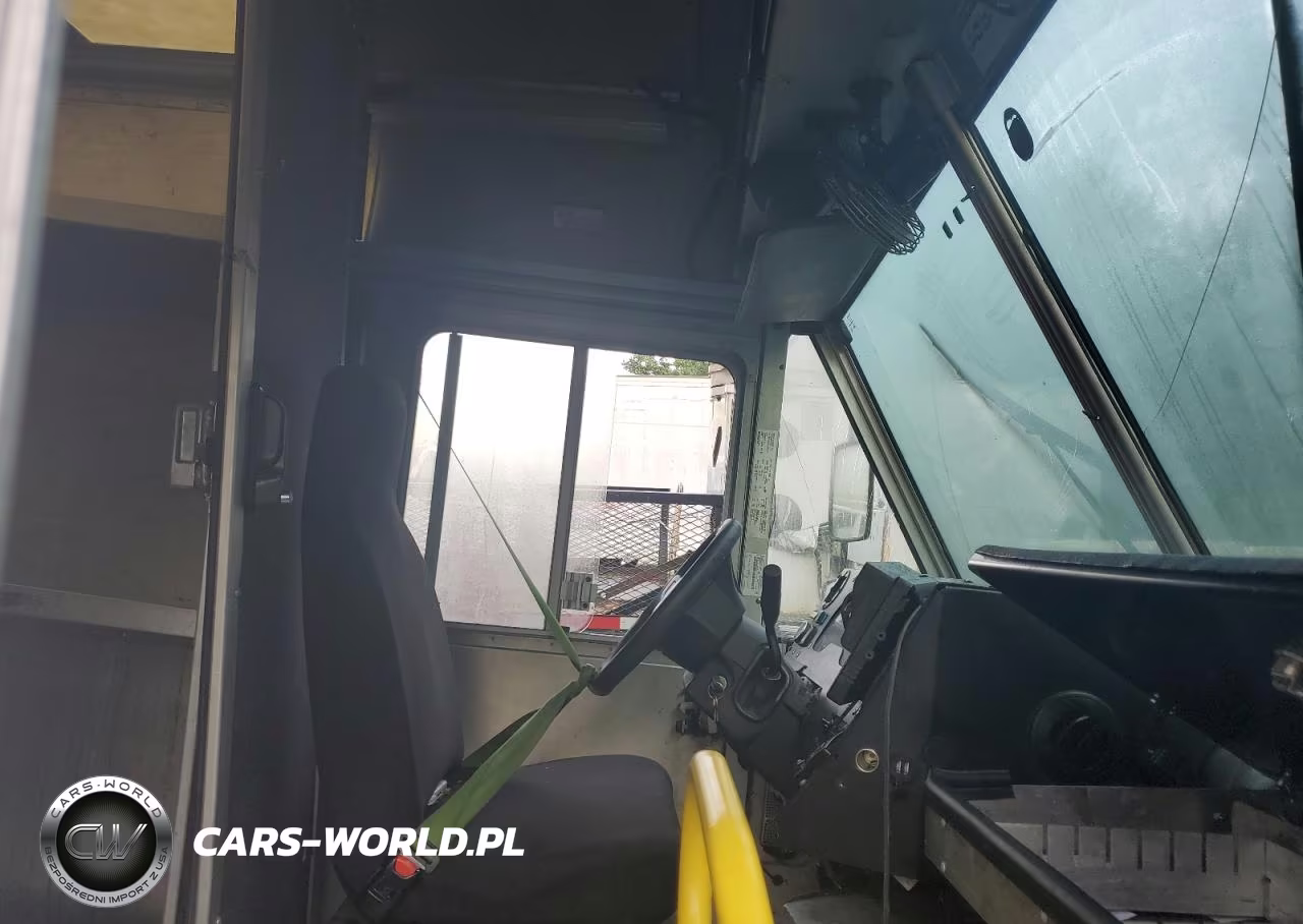 2021 Ford Econline - Trucks Delivery Truck VIN:1FC3E4KK3MDC27475 - 7