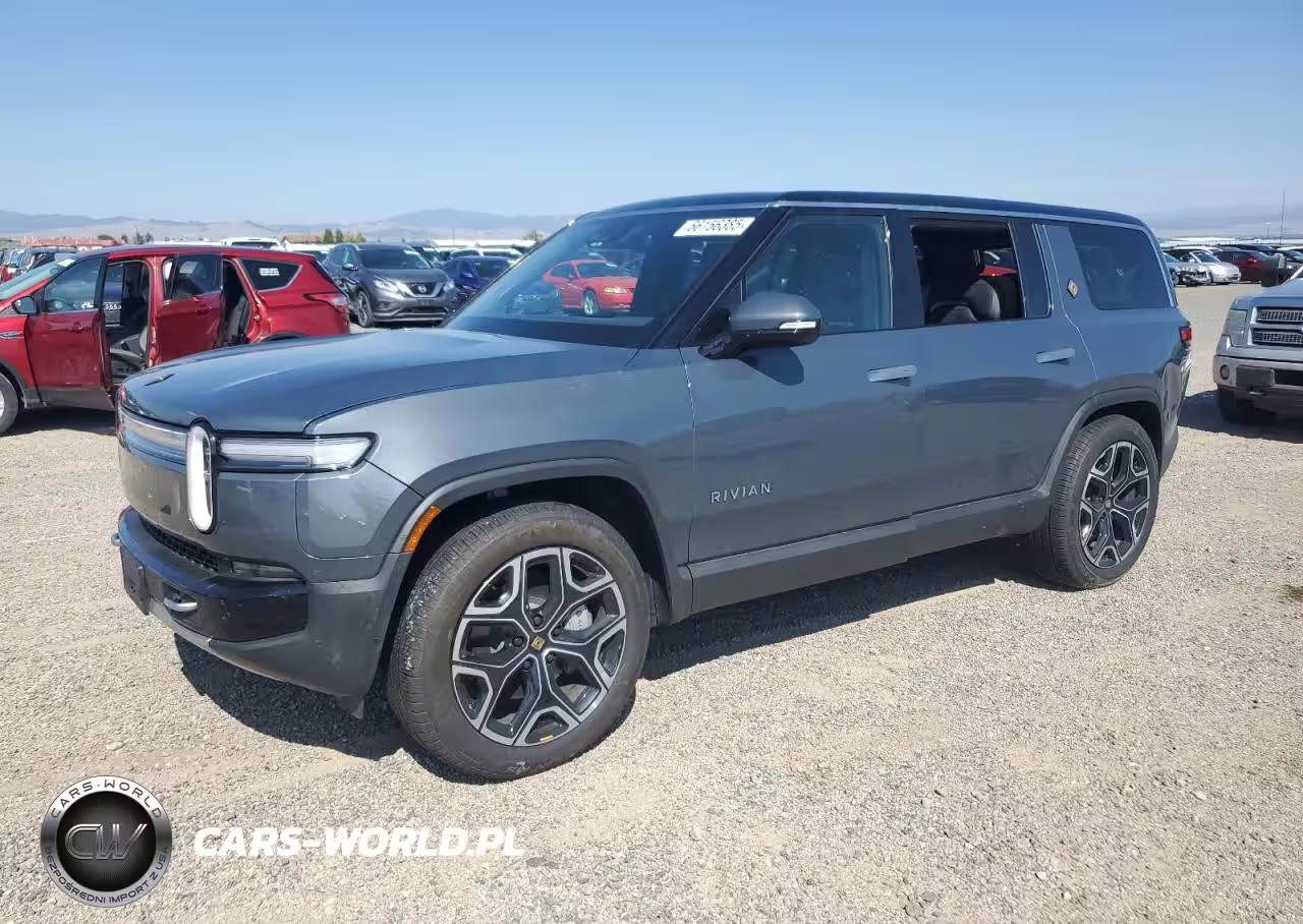 2025 Rivian R1S Adventure