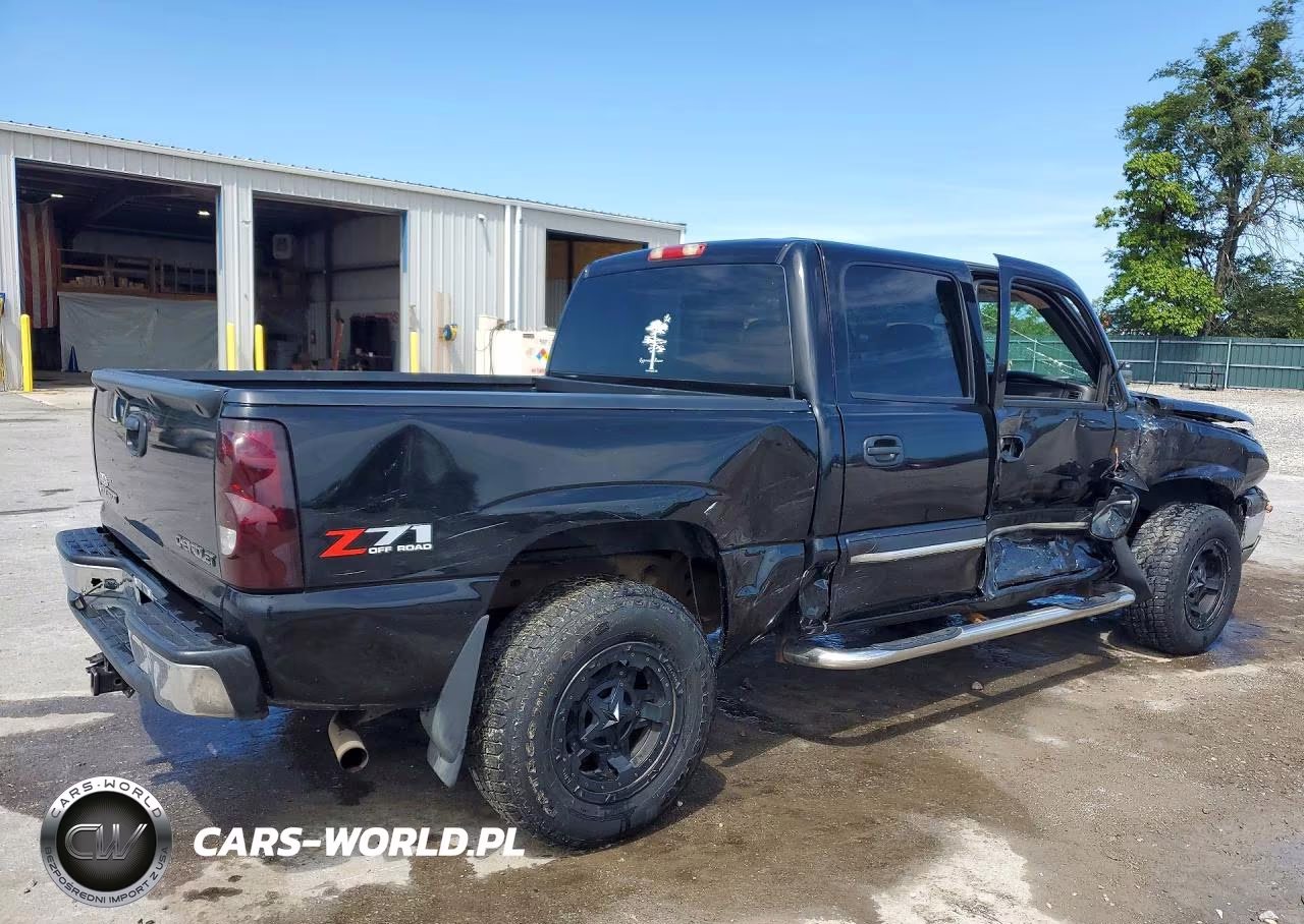 2005 Chevrolet Silverado K1500 VIN:2GCEK13T451400330 - 3