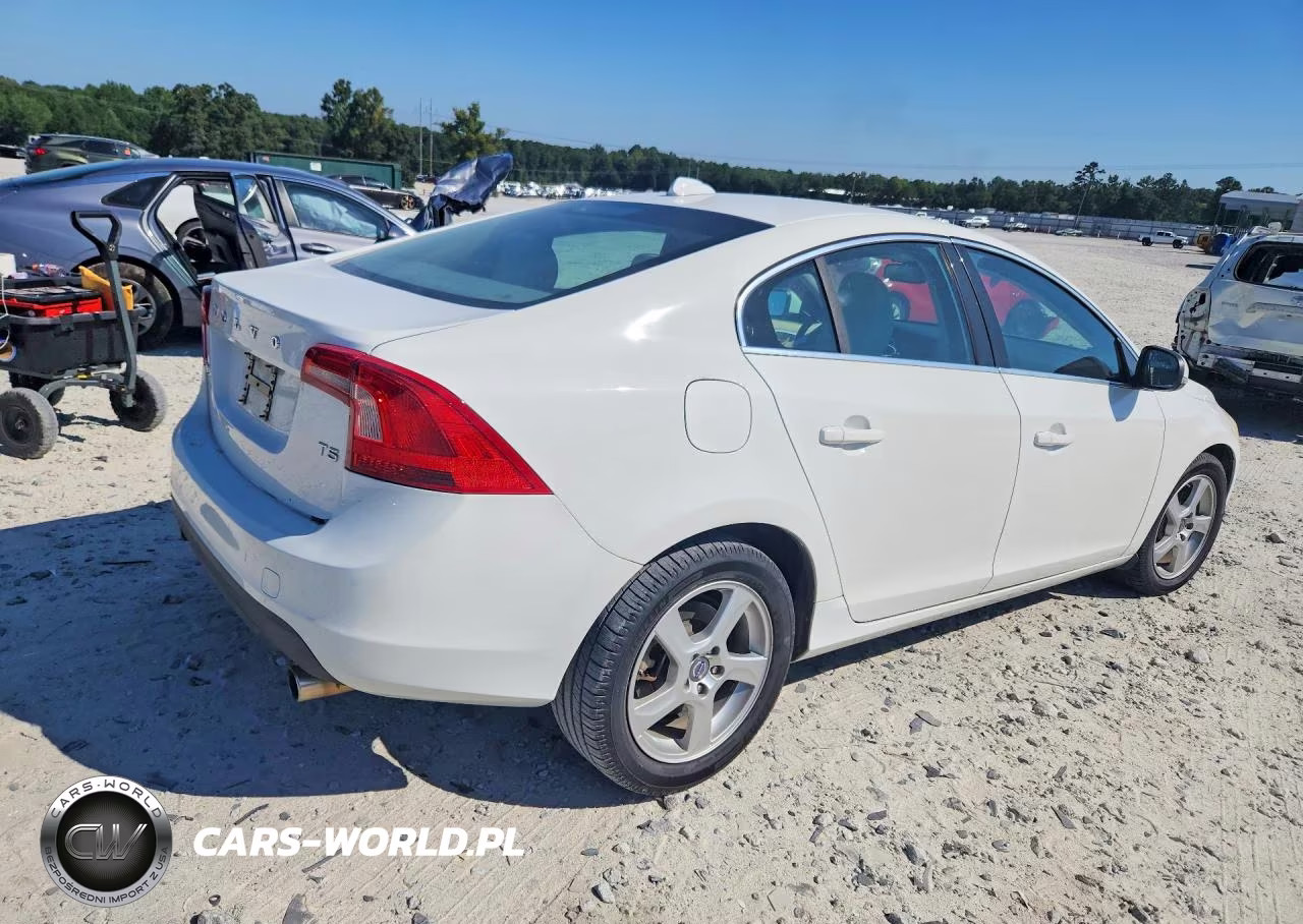 2013 Volvo S60 T5 VIN:YV1612FS4D2206311 - 3