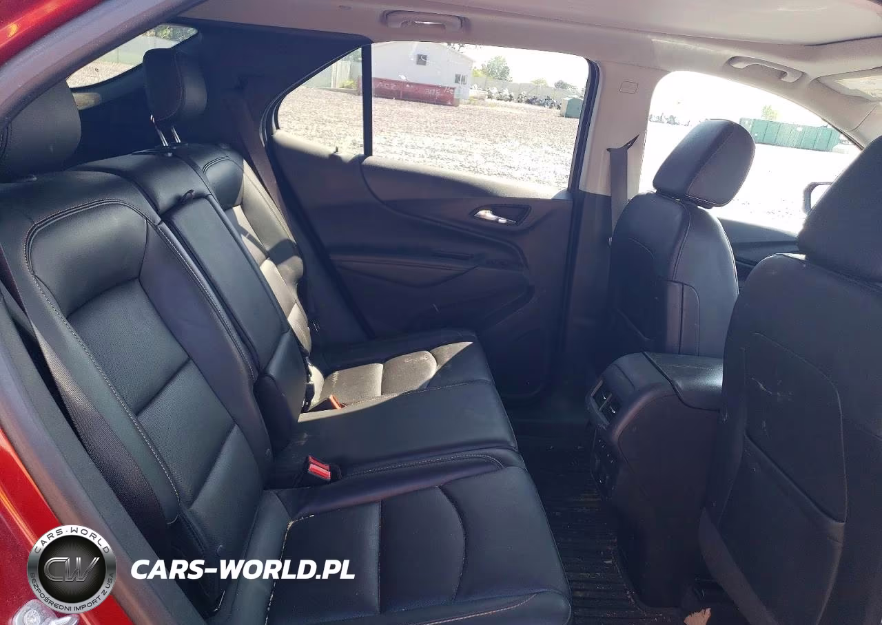 2018 Chevrolet Equinox Premier VIN:2GNAXVEV6J6111377 - 10