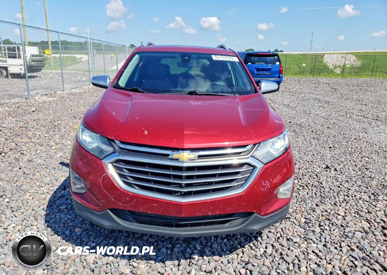 2018 Chevrolet Equinox Premier VIN:2GNAXVEV6J6111377 - 5