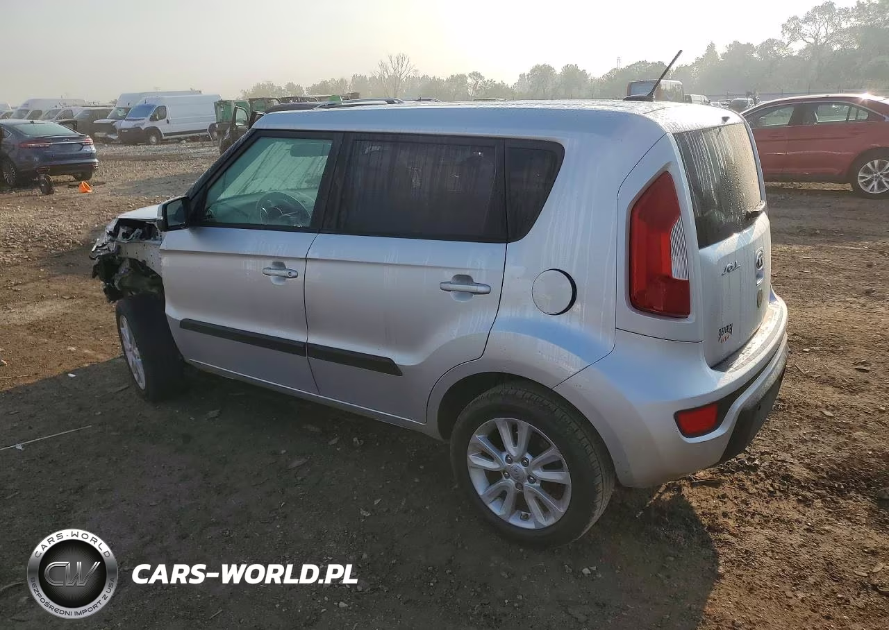 2013 Kia Soul + VIN:KNDJT2A62D7488911 - 2