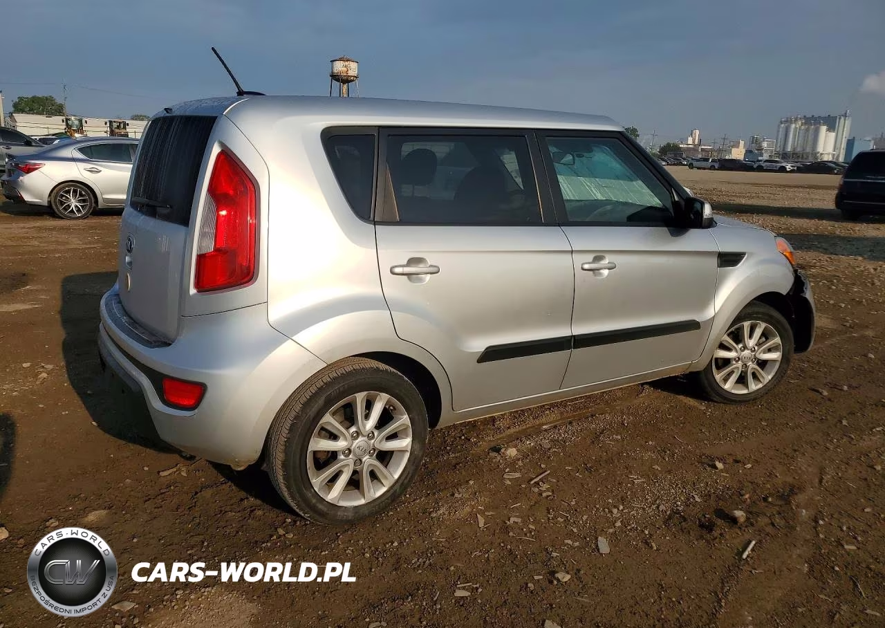 2013 Kia Soul + VIN:KNDJT2A62D7488911 - 3