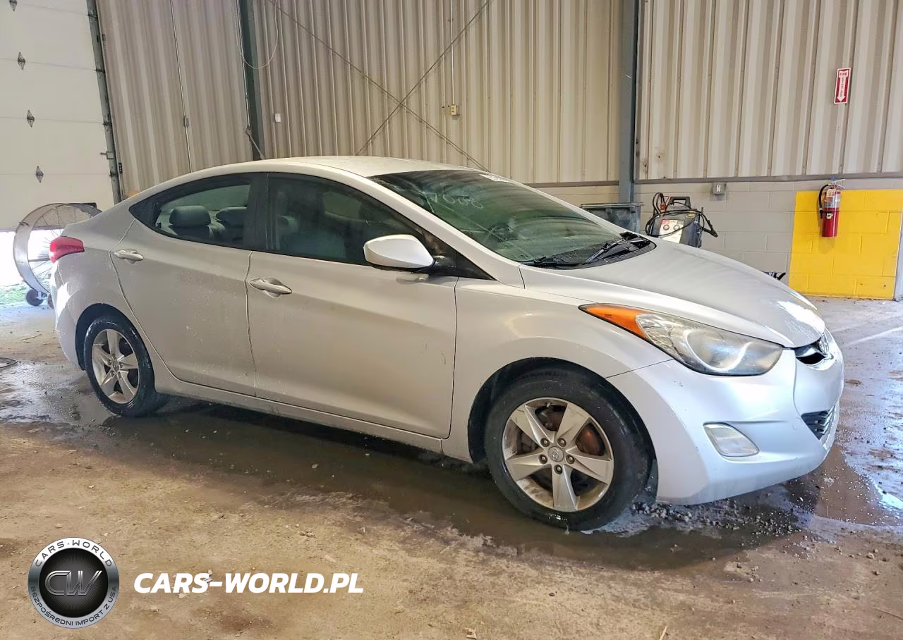 2012 Hyundai Elantra Gls VIN:KMHDH4AE9CU477000 - 4