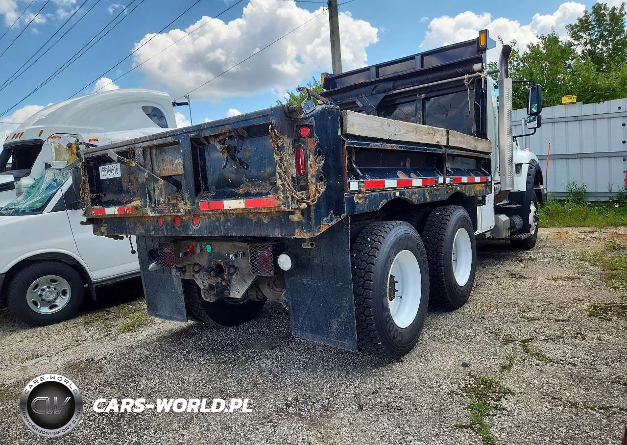 2014 International 7600 Dump Truck VIN:1HTGSSJT9EH025391 - 3