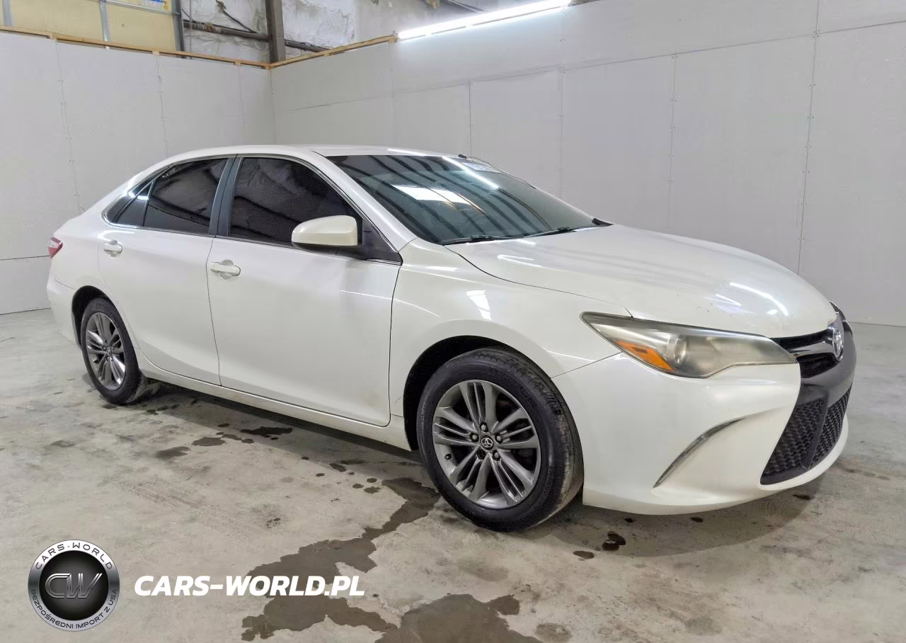 2017 Toyota Camry Se VIN:4T1BF1FK6HU370049 - 4