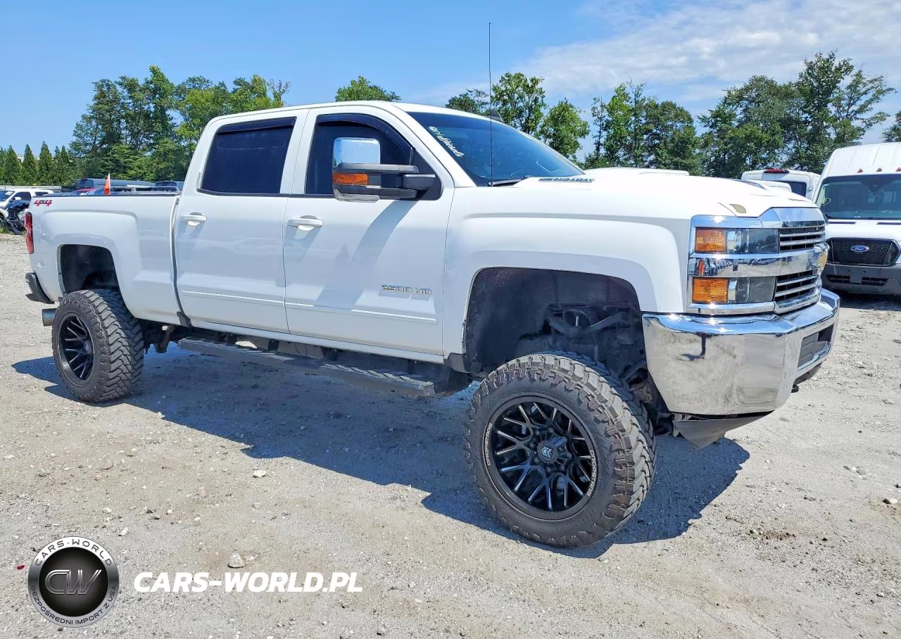 2018 Chevrolet Silverado 2500Hd Lt VIN:1GC1KVEY2JF199657 - 4