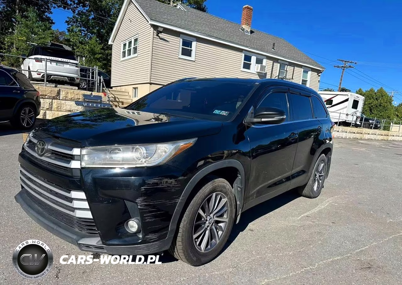 2019 Toyota Highlander Xle VIN:5TDJZRFHXKS606062 - 1