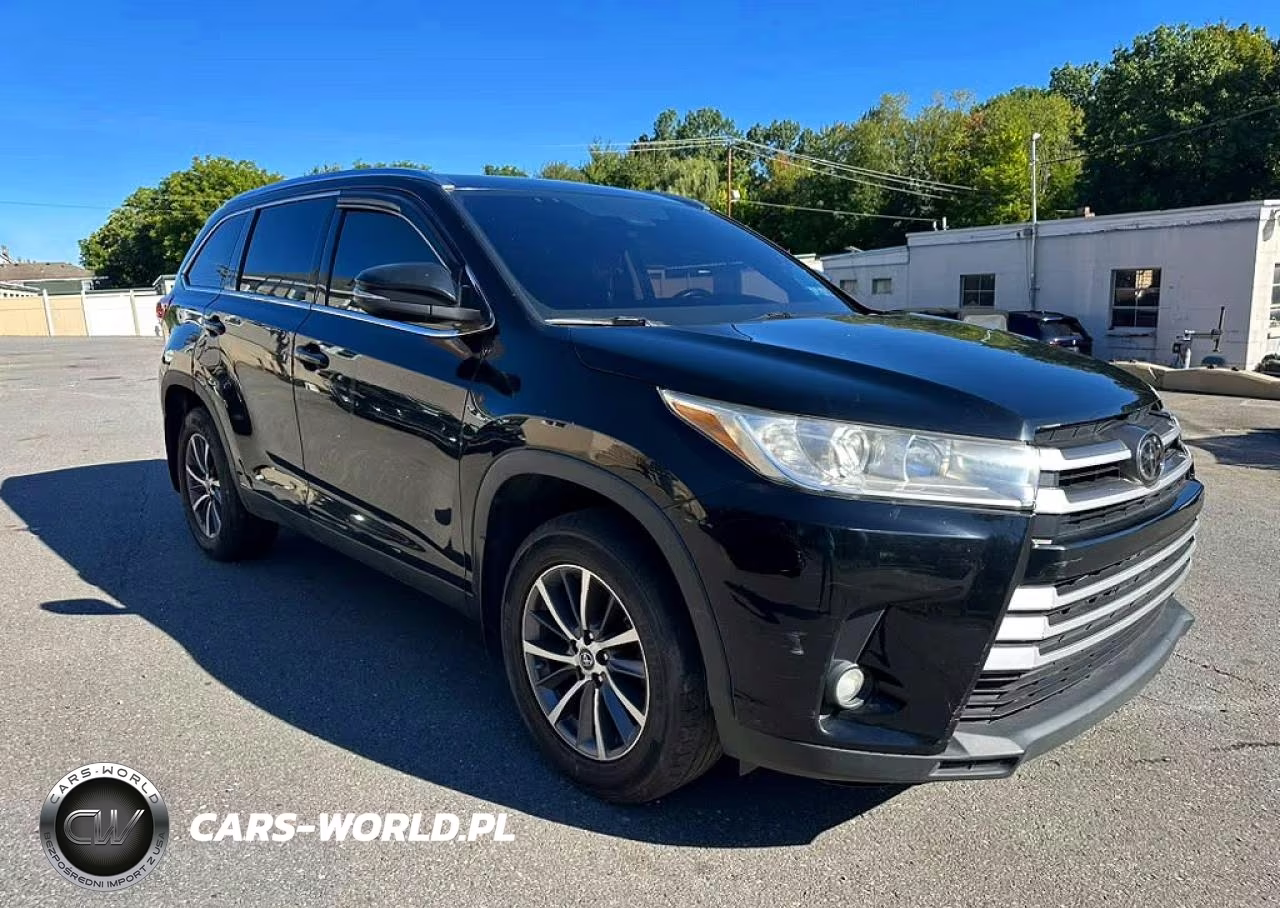 2019 Toyota Highlander Xle VIN:5TDJZRFHXKS606062 - 4