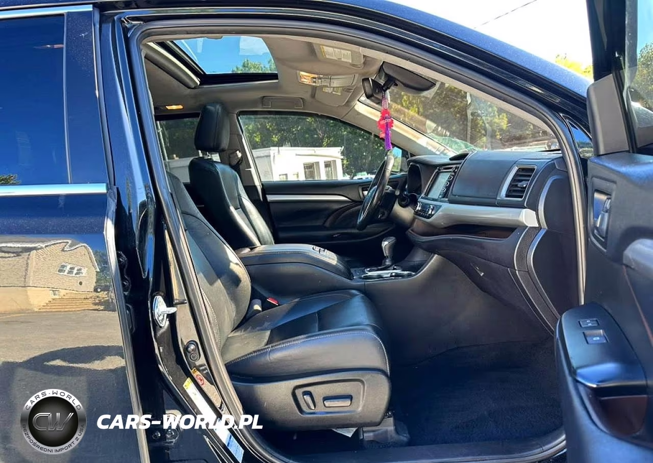 2019 Toyota Highlander Xle VIN:5TDJZRFHXKS606062 - 7