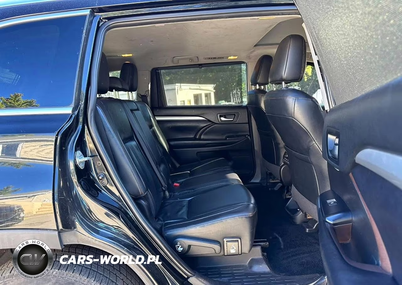2019 Toyota Highlander Xle VIN:5TDJZRFHXKS606062 - 9