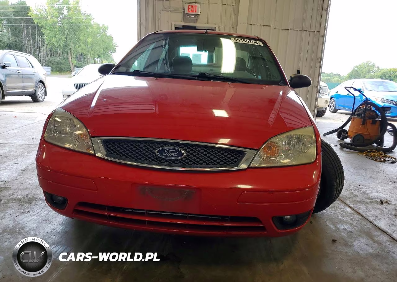2005 Ford Focus Zx4 VIN:1FAHP34N55W254030 - 5