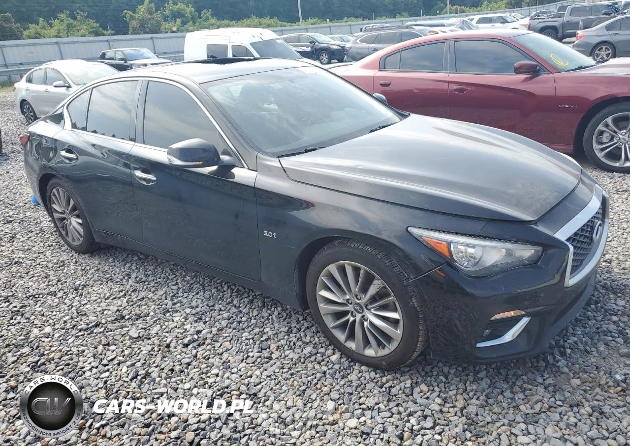 2018 Infiniti Q50 Luxe VIN:JN1EV7APXJM592063 - 4
