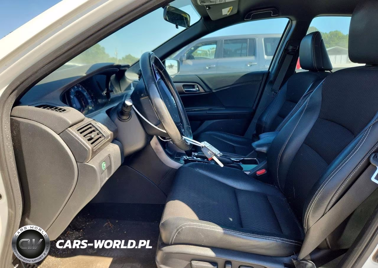 2016 Honda Accord Sport VIN:1HGCR2F59GA085878 - 7