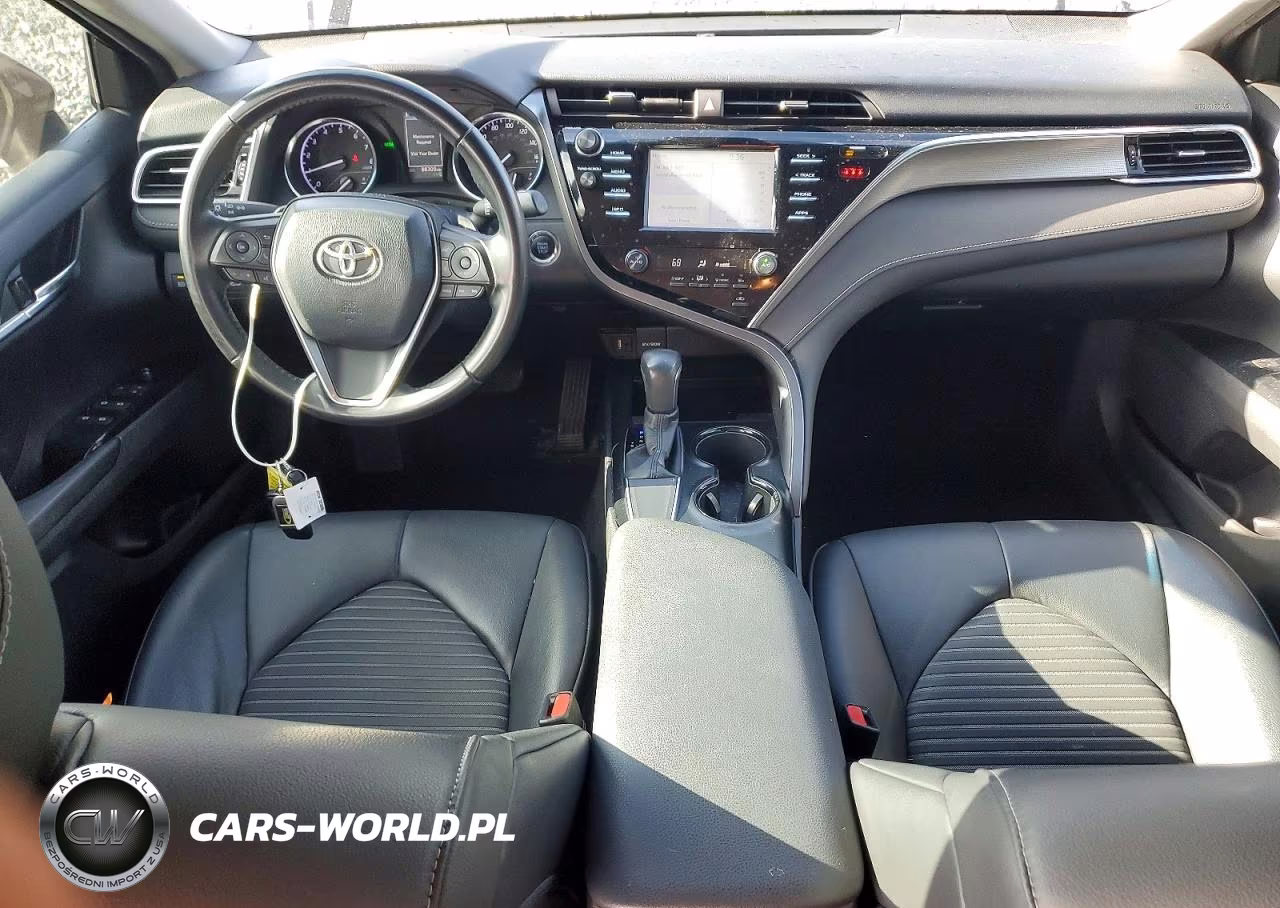 2018 Toyota Camry Se VIN:4T1B11HK8JU073284 - 8