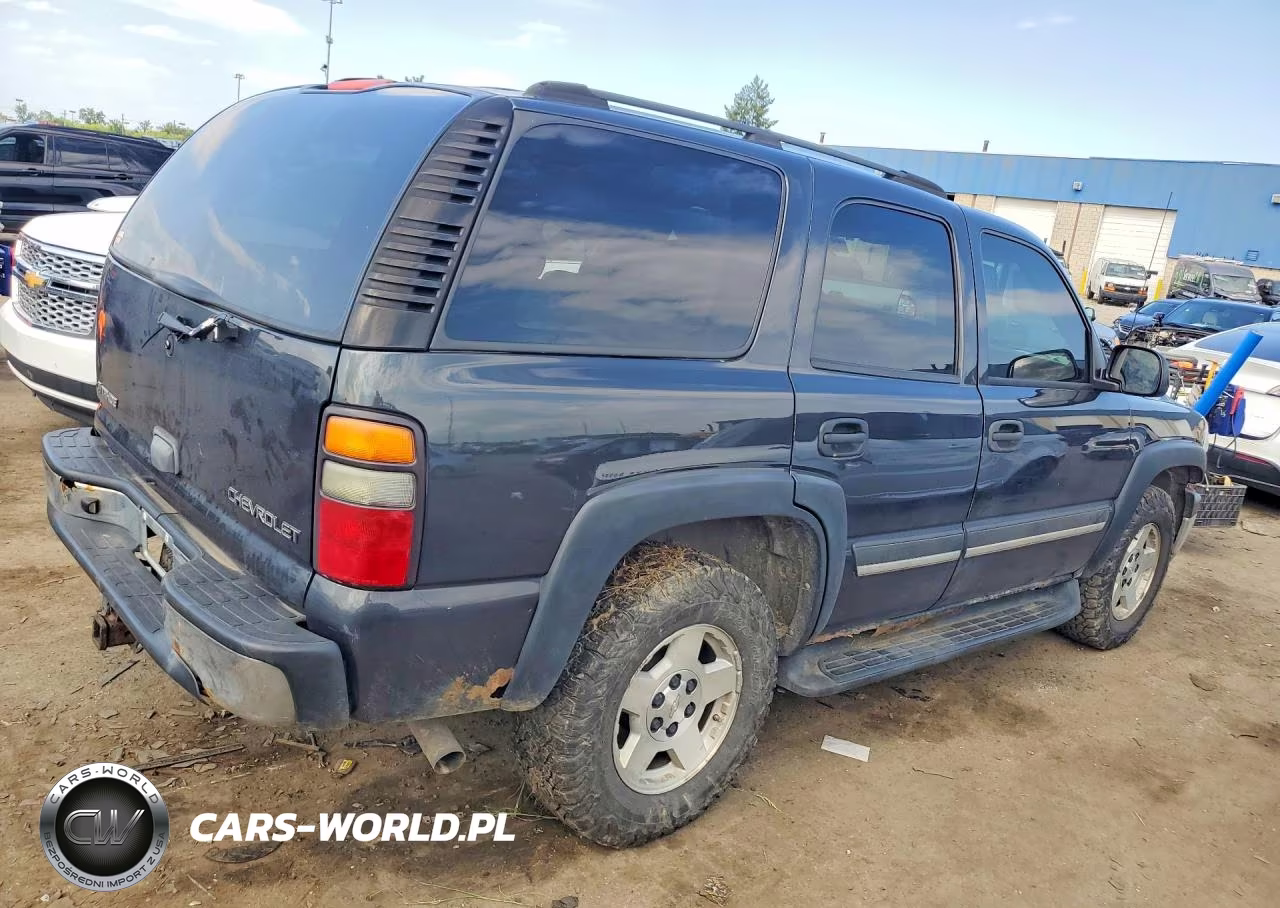 2004 Chevrolet Tahoe K1500 VIN:1GNEK13Z04J309717 - 3