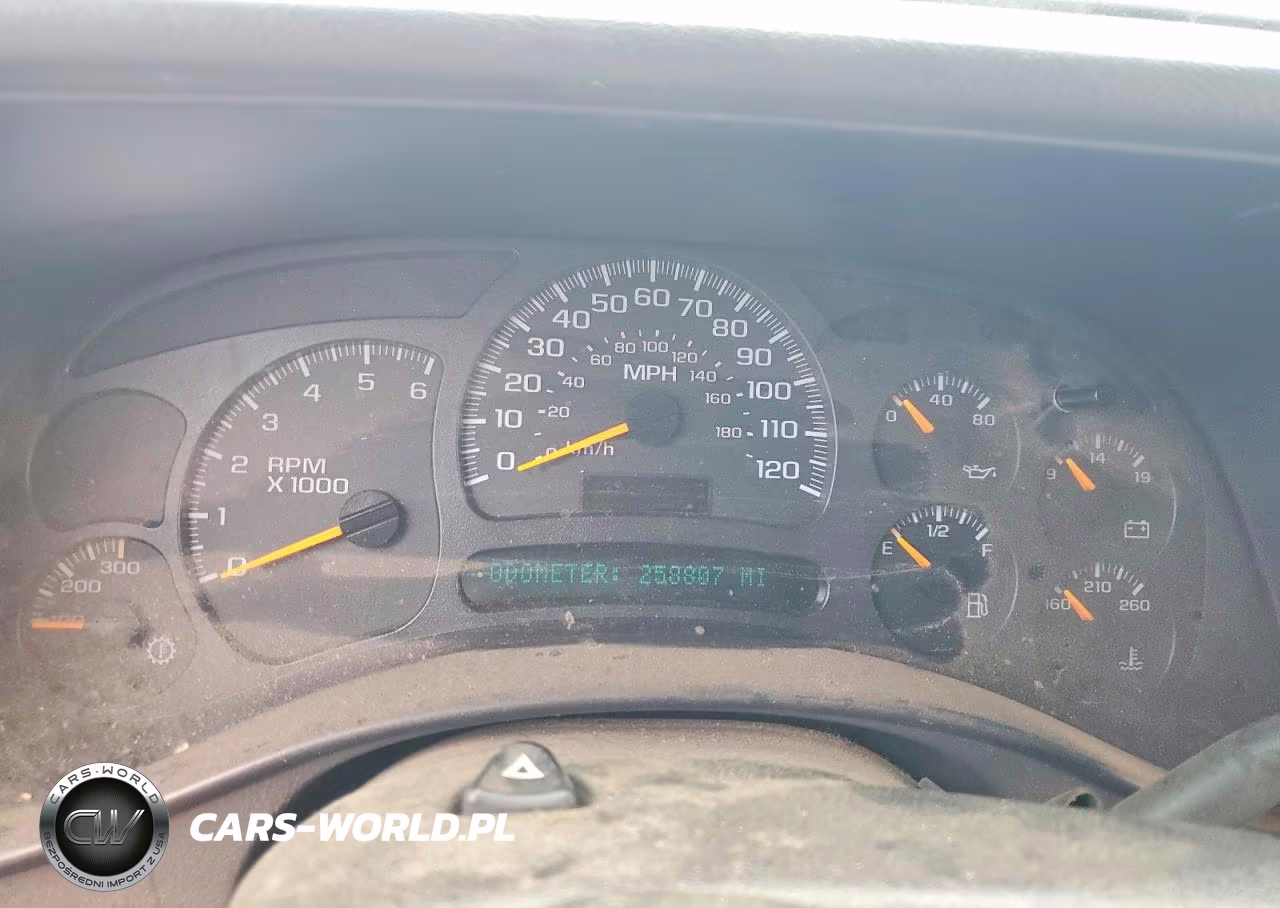 2003 Chevrolet Silverado C1500 Heavy Duty VIN:1GCGC13U23F181131 - 9