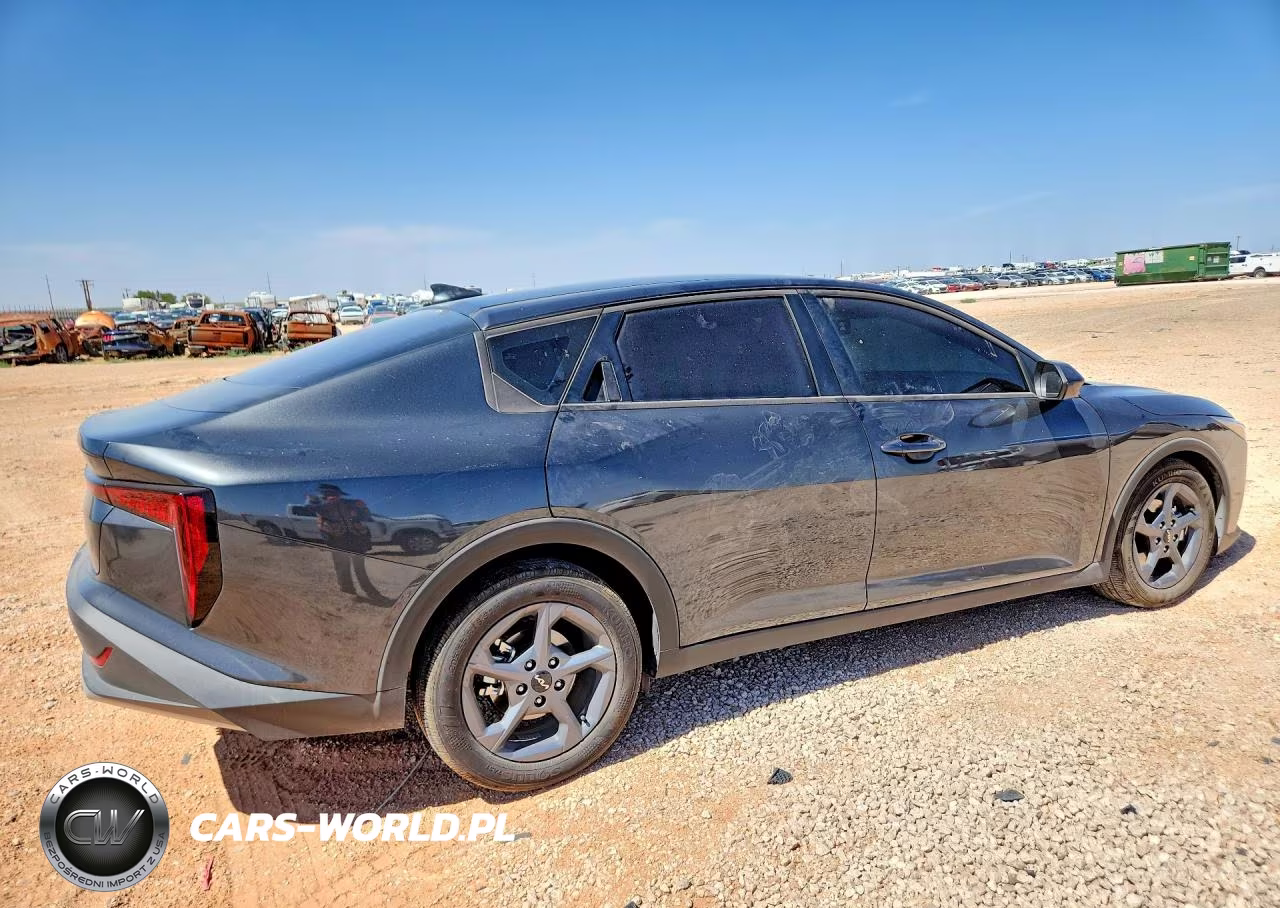 2026 Kia K4 Lxs VIN:3KPFT4DE0TE335964 - 3