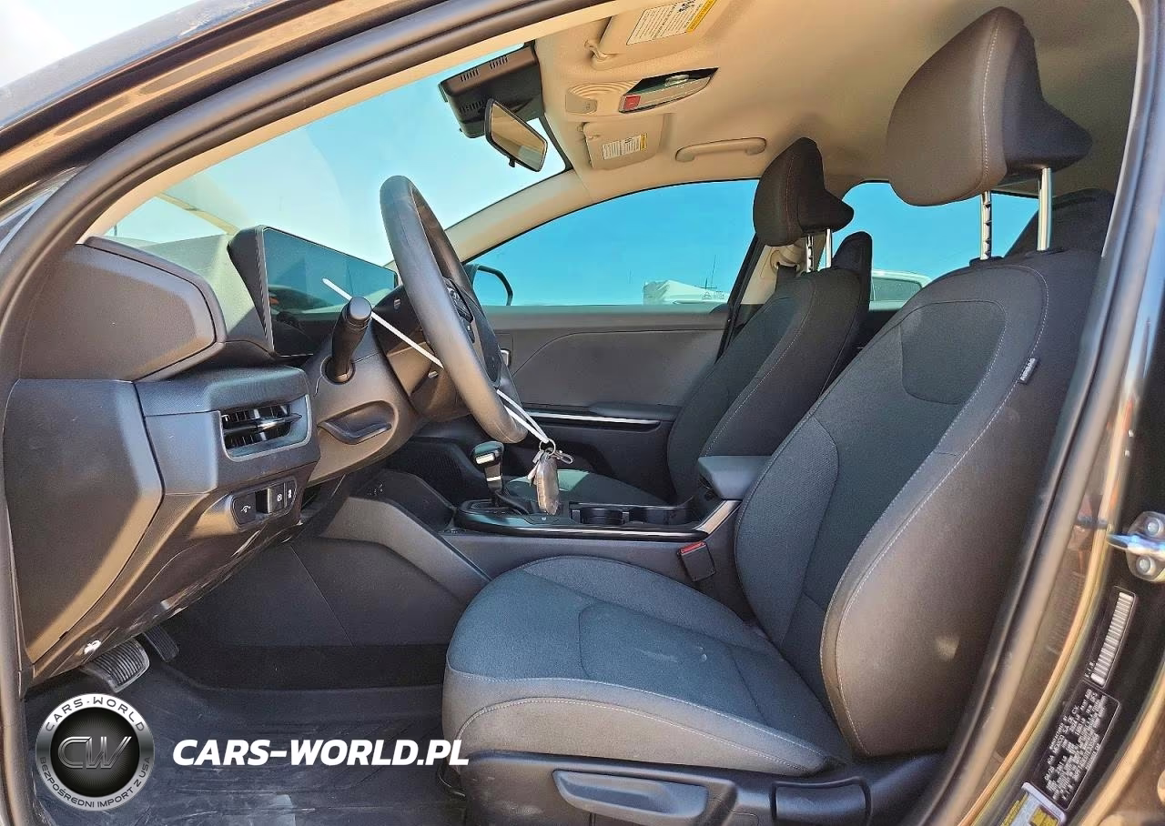 2026 Kia K4 Lxs VIN:3KPFT4DE0TE335964 - 7