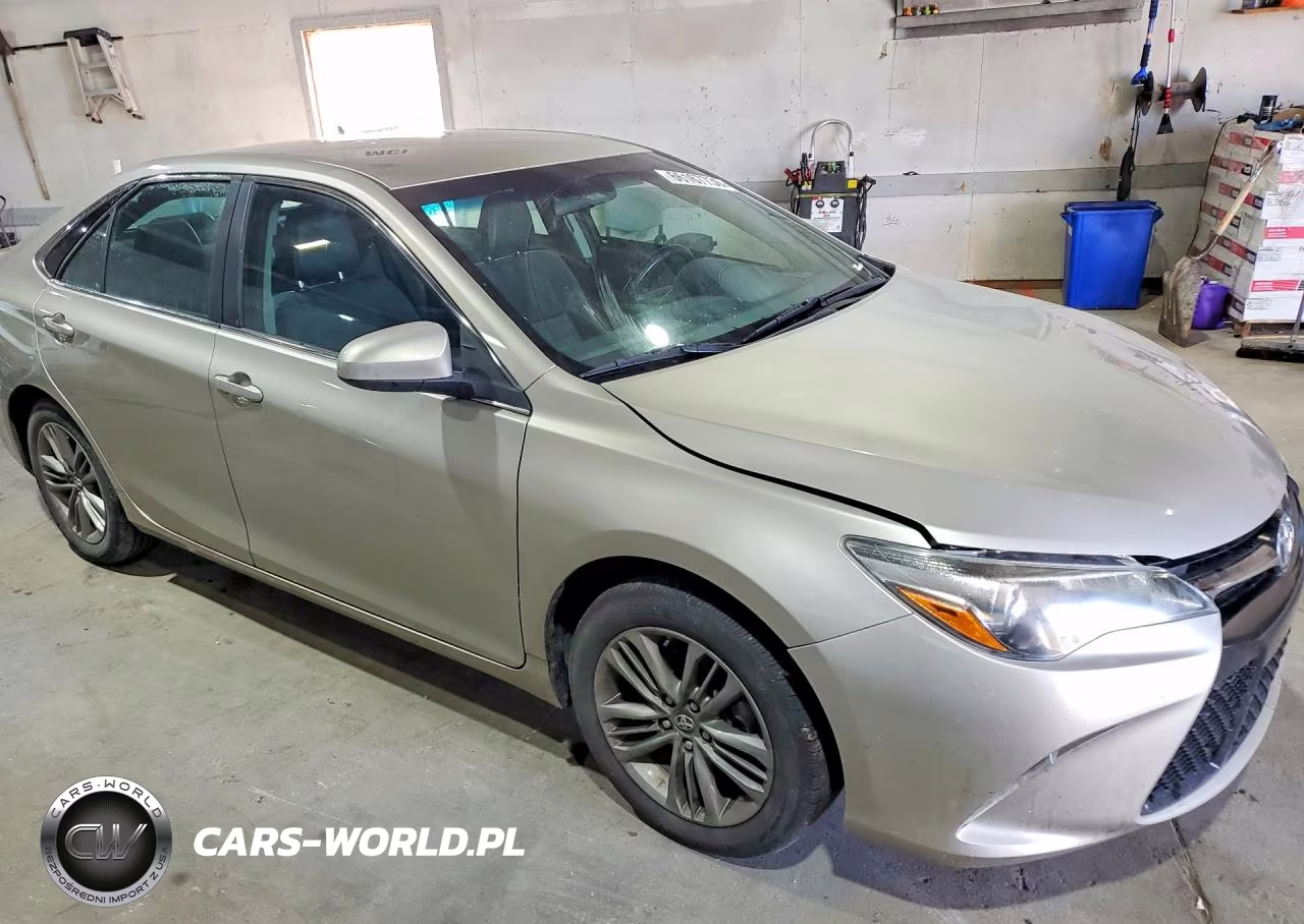 2017 Toyota Camry Se VIN:4T1BF1FK9HU768453 - 4