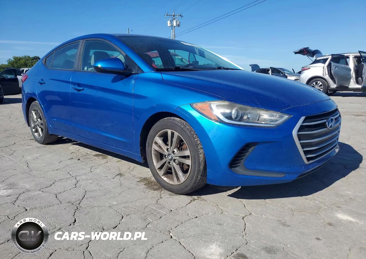 2017 Hyundai Elantra Se VIN:5NPD84LF4HH194547 - 4