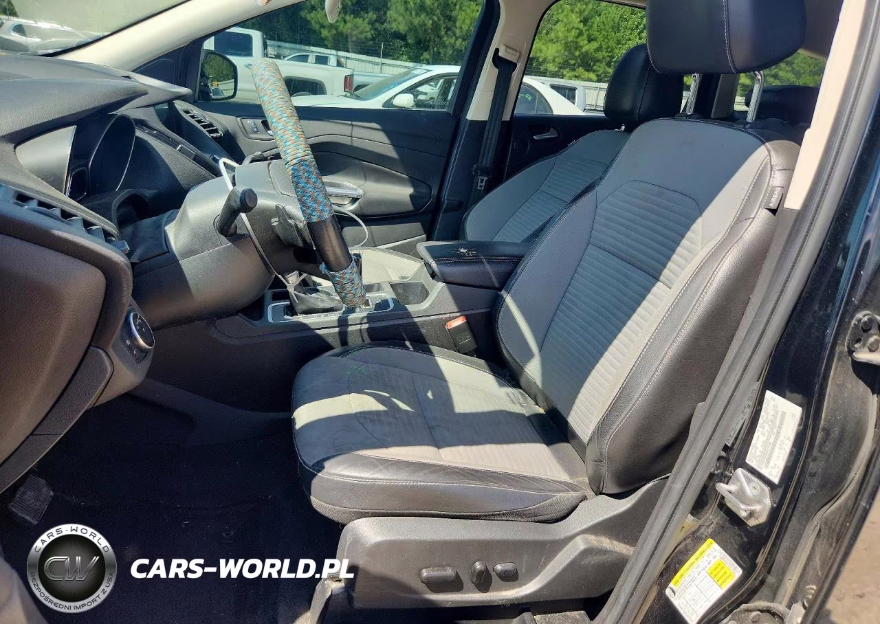 2017 Ford Escape Se VIN:1FMCU0G91HUC71896 - 7