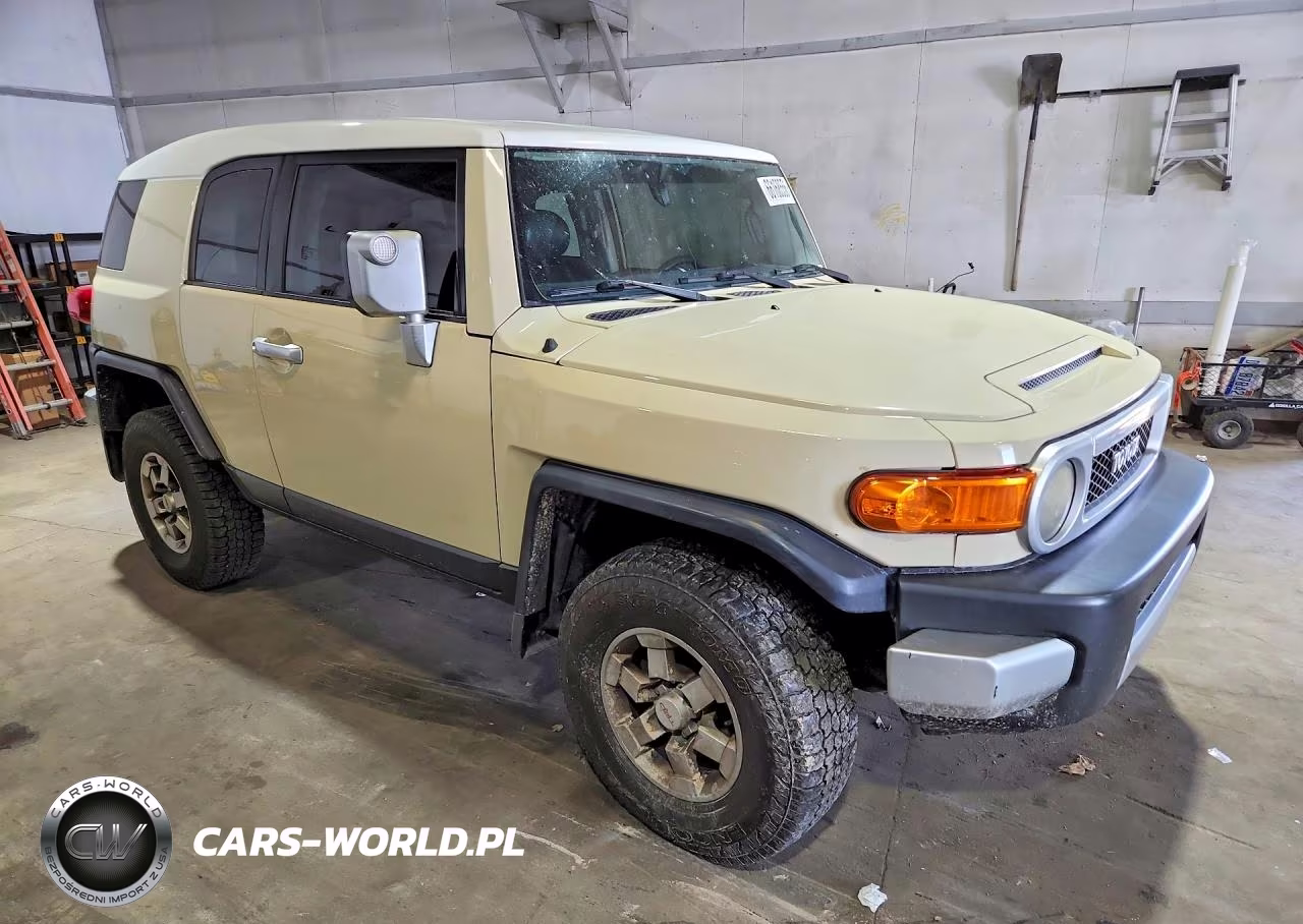 2008 Toyota Fj Cruiser Base VIN:JTEBU11F58K023985 - 4