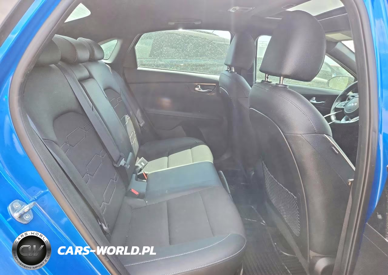 2023 Kia Forte Gt Line VIN:3KPF54AD1PE616098 - 10