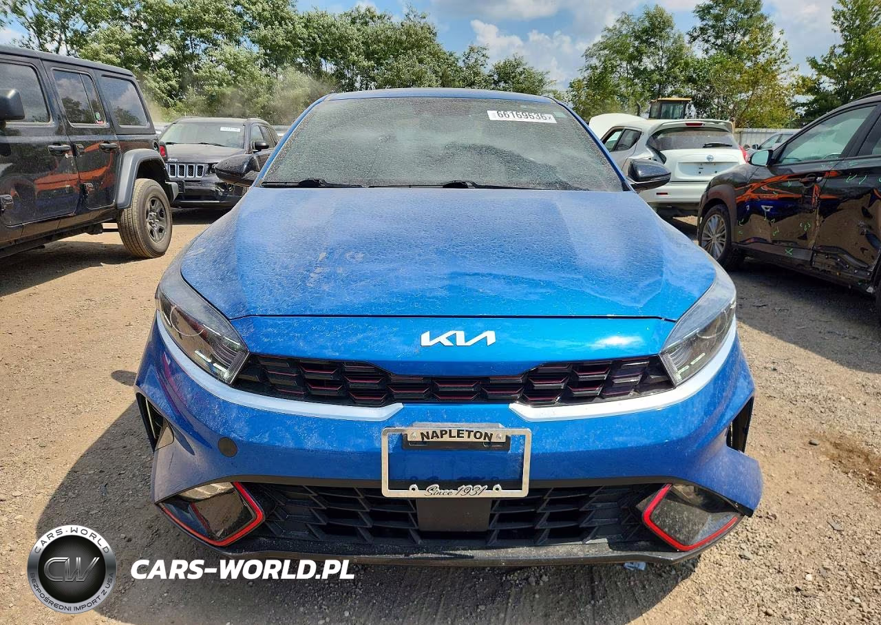 2023 Kia Forte Gt Line VIN:3KPF54AD1PE616098 - 5