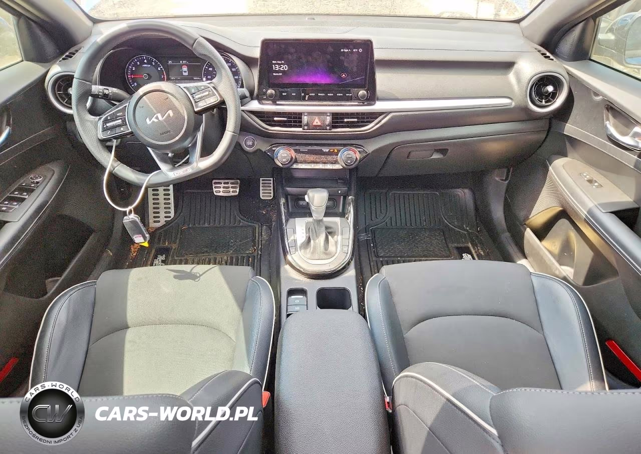 2023 Kia Forte Gt Line VIN:3KPF54AD1PE616098 - 8