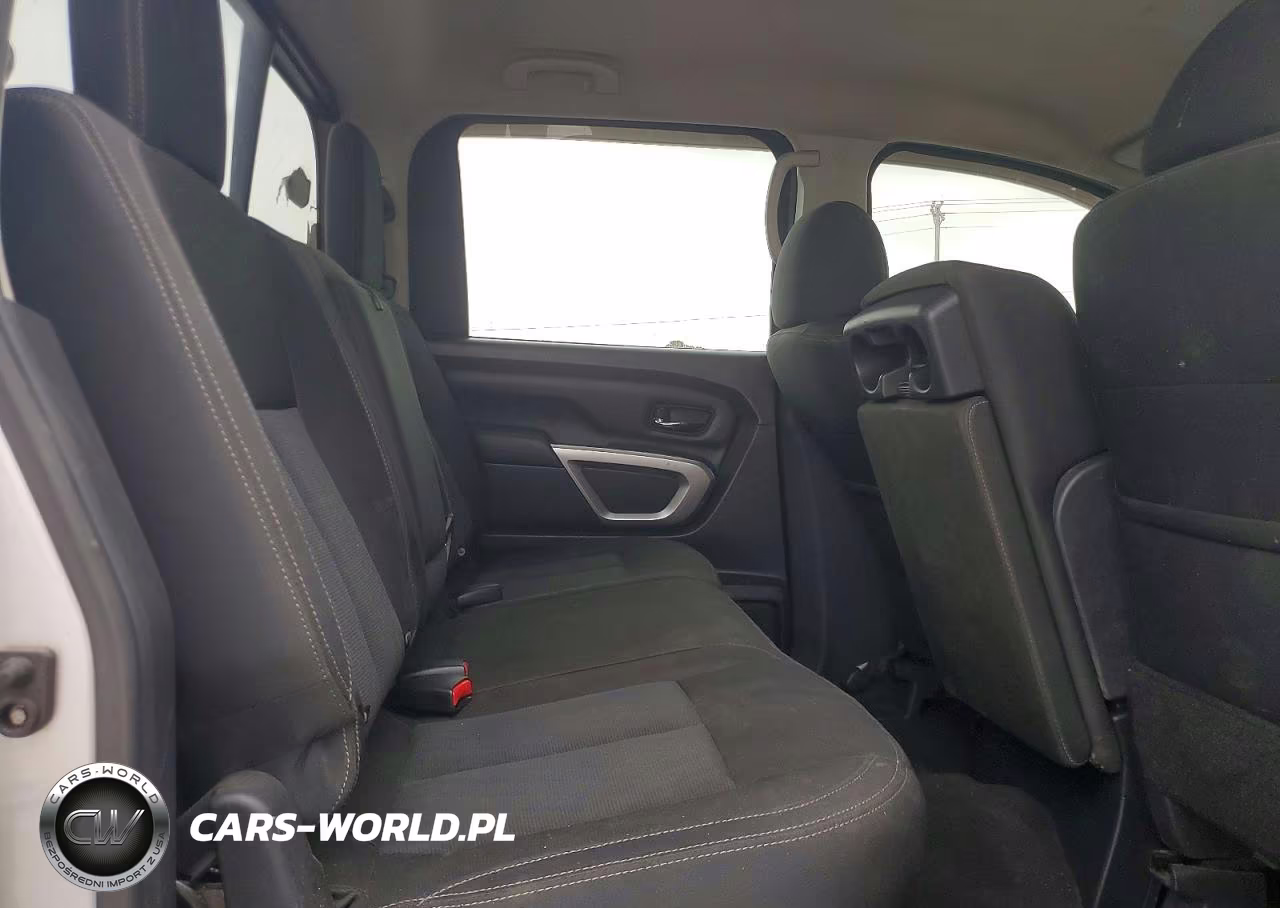 2018 Nissan Titan S VIN:1N6AA1EJ1JN507175 - 10