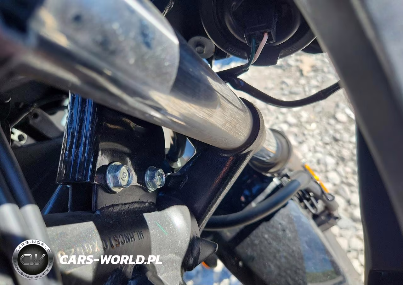 2016 Honda Cbr300 R VIN:MLHNC510XG5200175 - 9