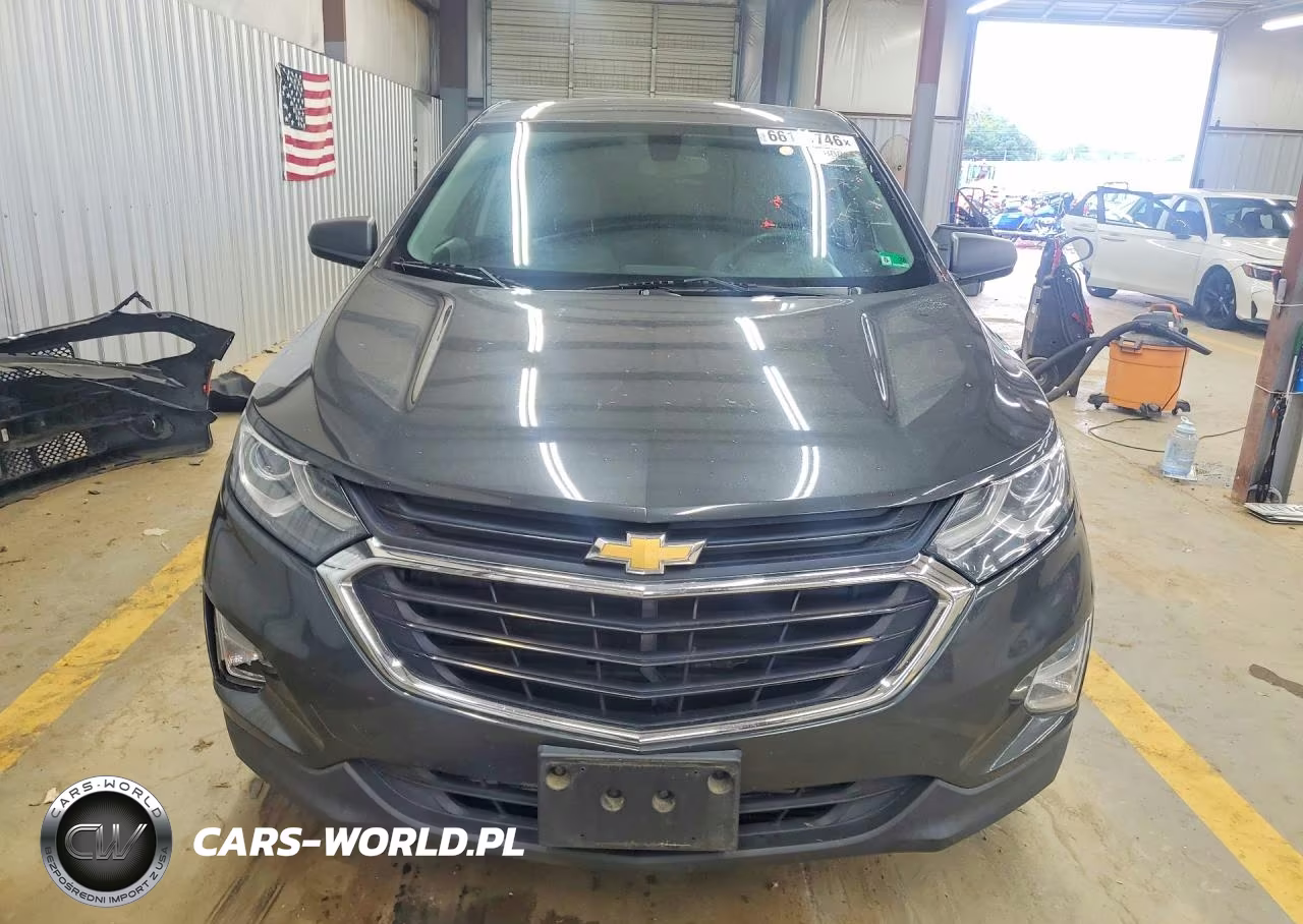 2018 Chevrolet Equinox Ls VIN:2GNAXREV6J6216041 - 5