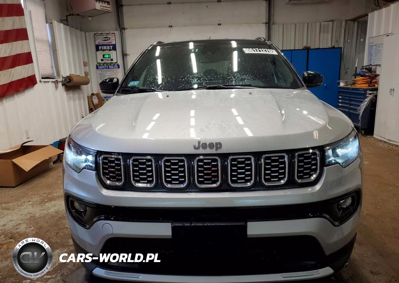 2025 Jeep Compass Limited VIN:3C4NJDCNXST580638 - 5