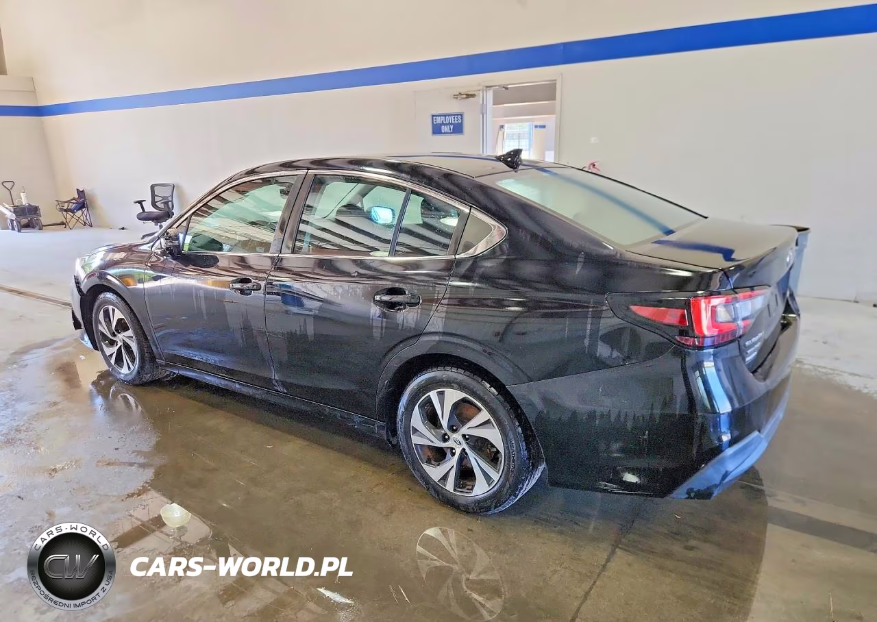 2021 Subaru Legacy Premium VIN:4S3BWAC62M3005881 - 2